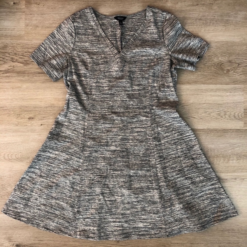 Simply Vera dress! Excellent quality
